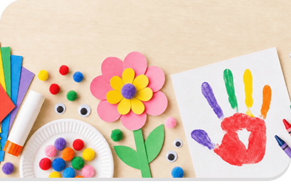 Preschool children creating colorful DIY crafts | Beginners World